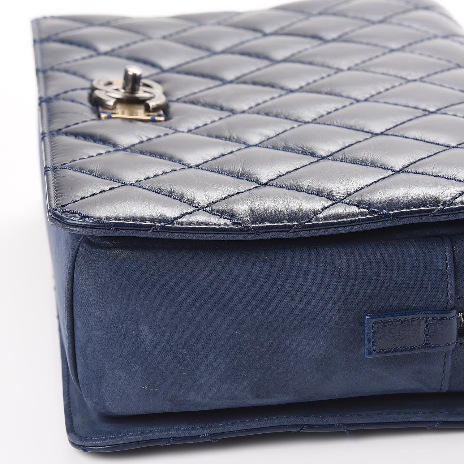 Chanel Glazed Calfskin Quilted Medium Day Trip Flap Navy 12 of 12
