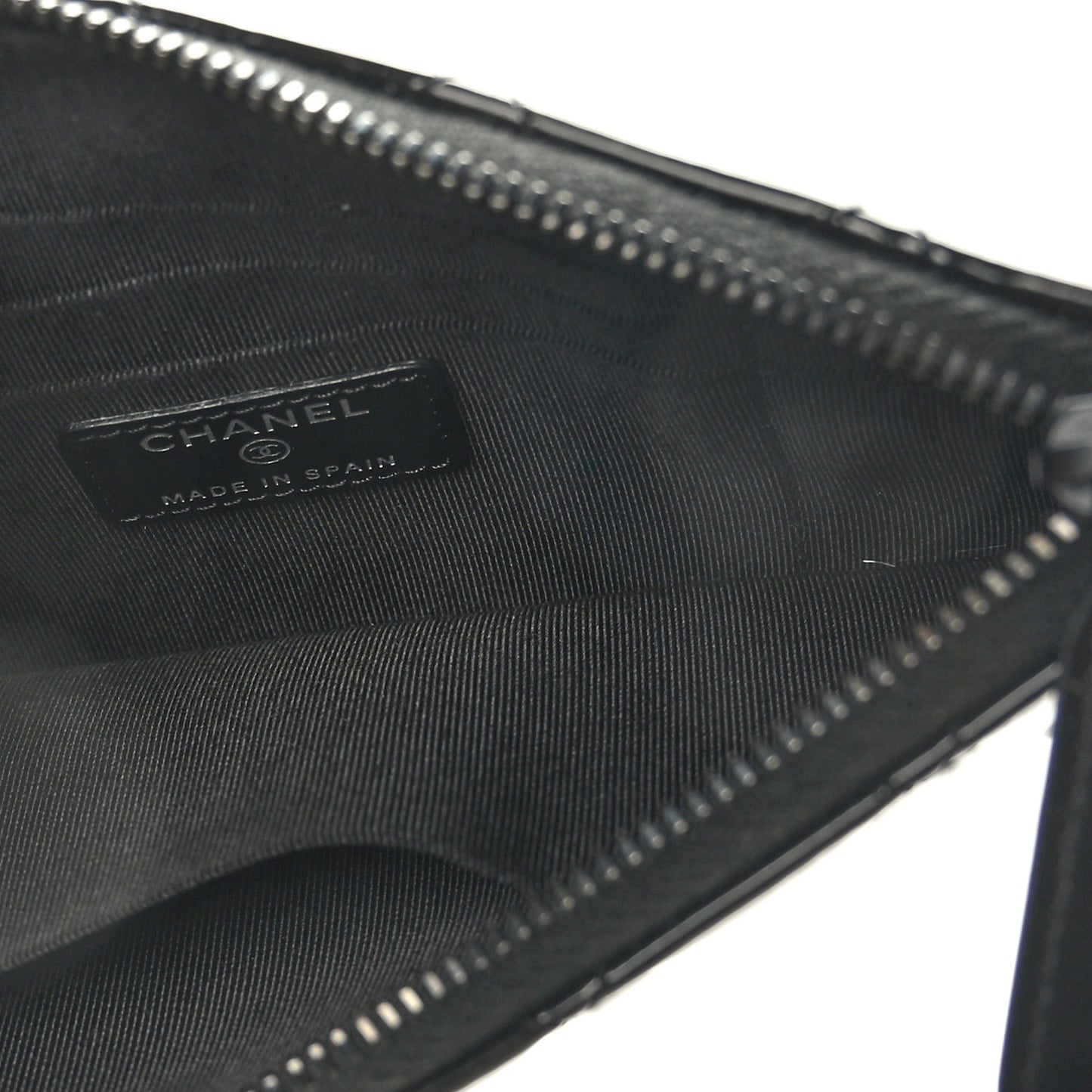 Patent Quilted Medium Reissue Cosmetic Case So Black