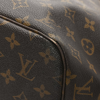 Louis Vuitton Monogram Neverfull MM 10 of 10