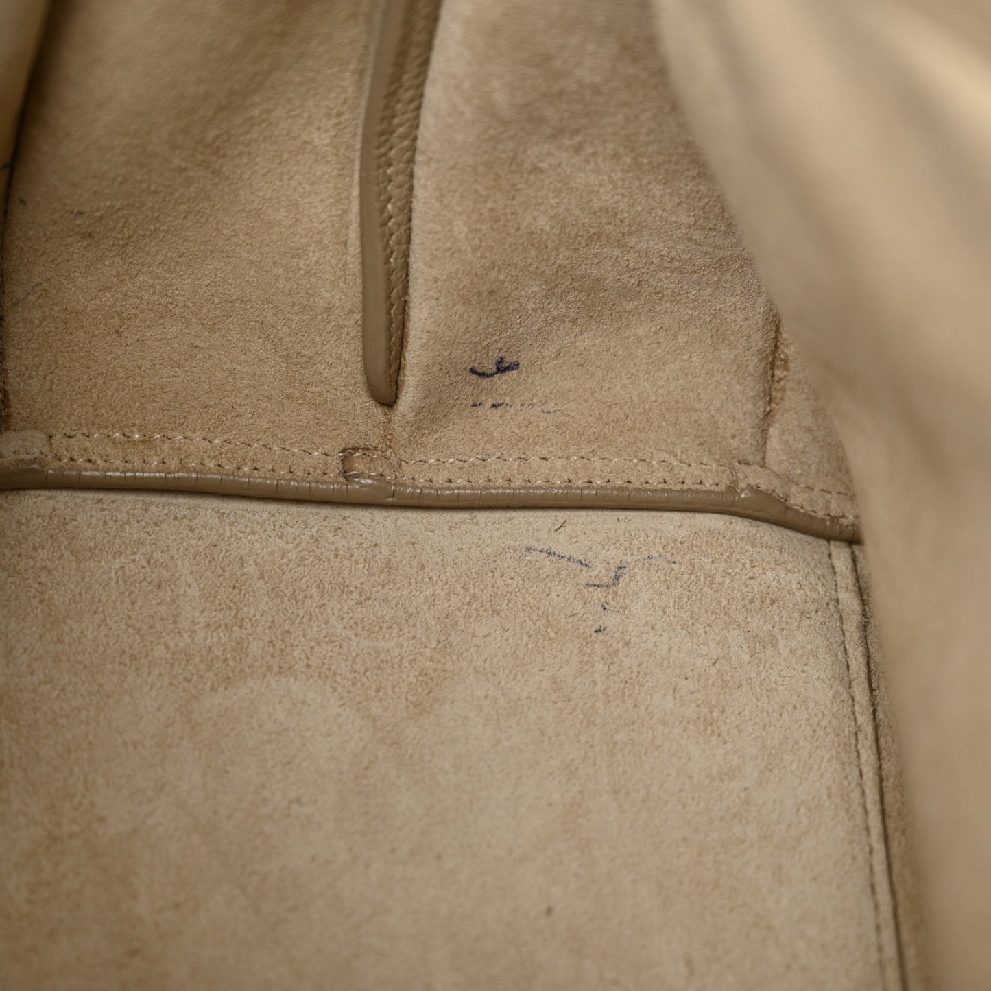 Grained Calfskin Large Souple Sac De Jour Dark Beige