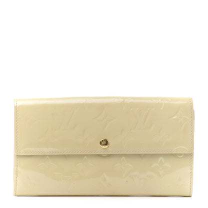 Louis Vuitton Vernis Sarah Wallet Blanc Corail 1 of 15
