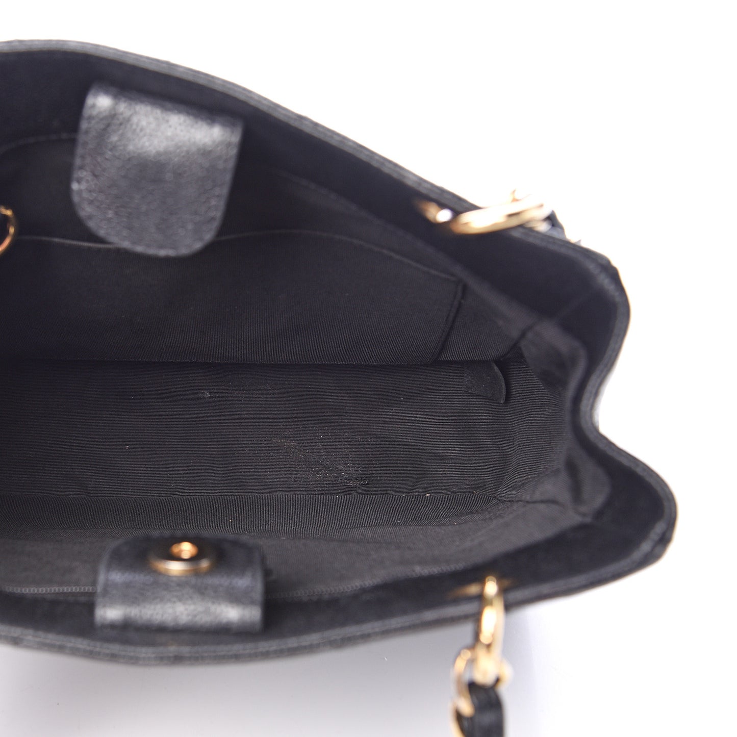 Caviar Quilted Petit Shopping Tote PST Black
