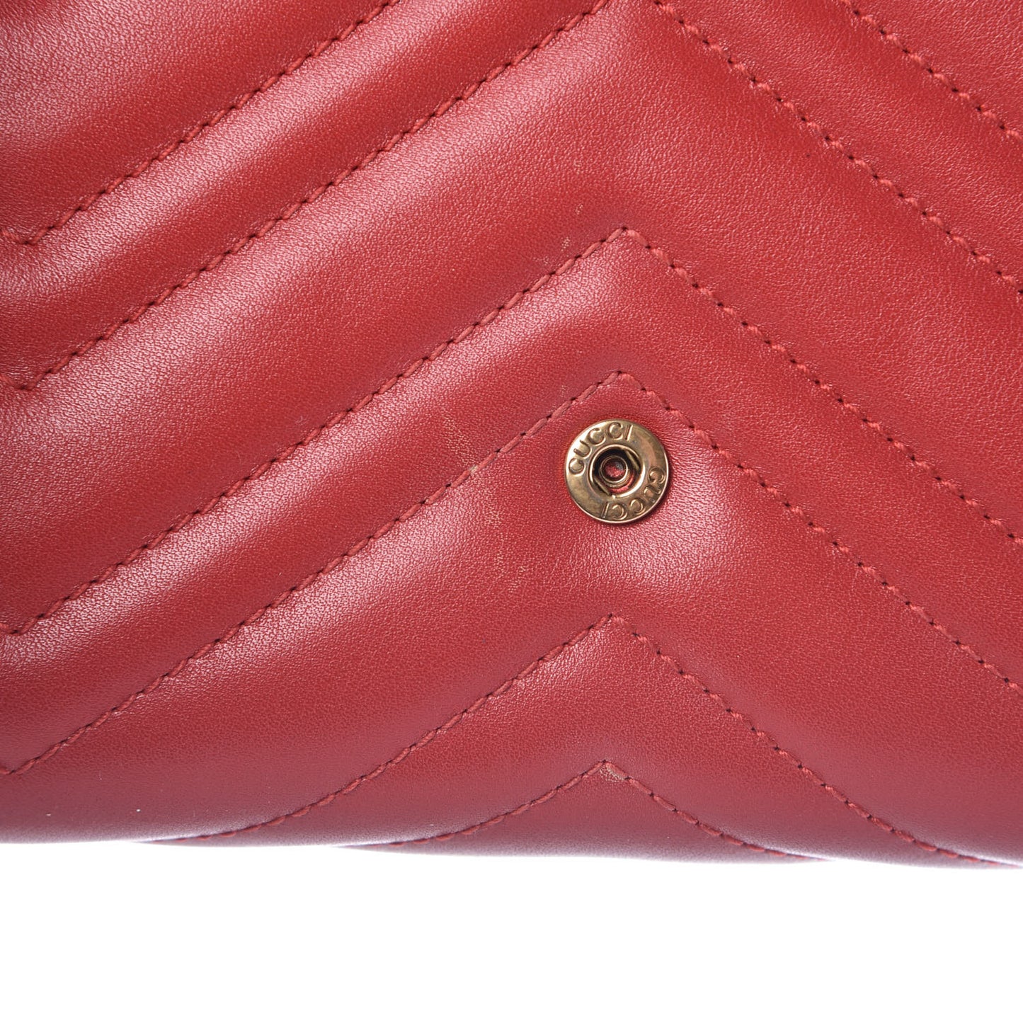 Calfskin Matelasse GG Marmont Chain Wallet Hibiscus Red
