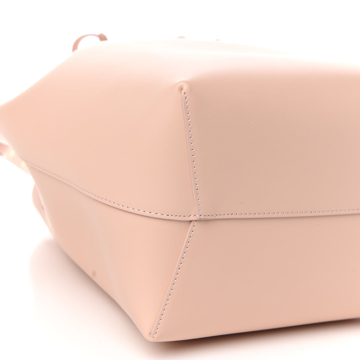 Calfskin Bucket Bag Rosa