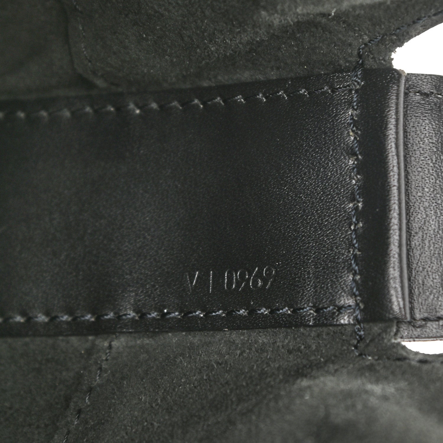 Louis Vuitton Epi Sac Seau Black 5 of 12