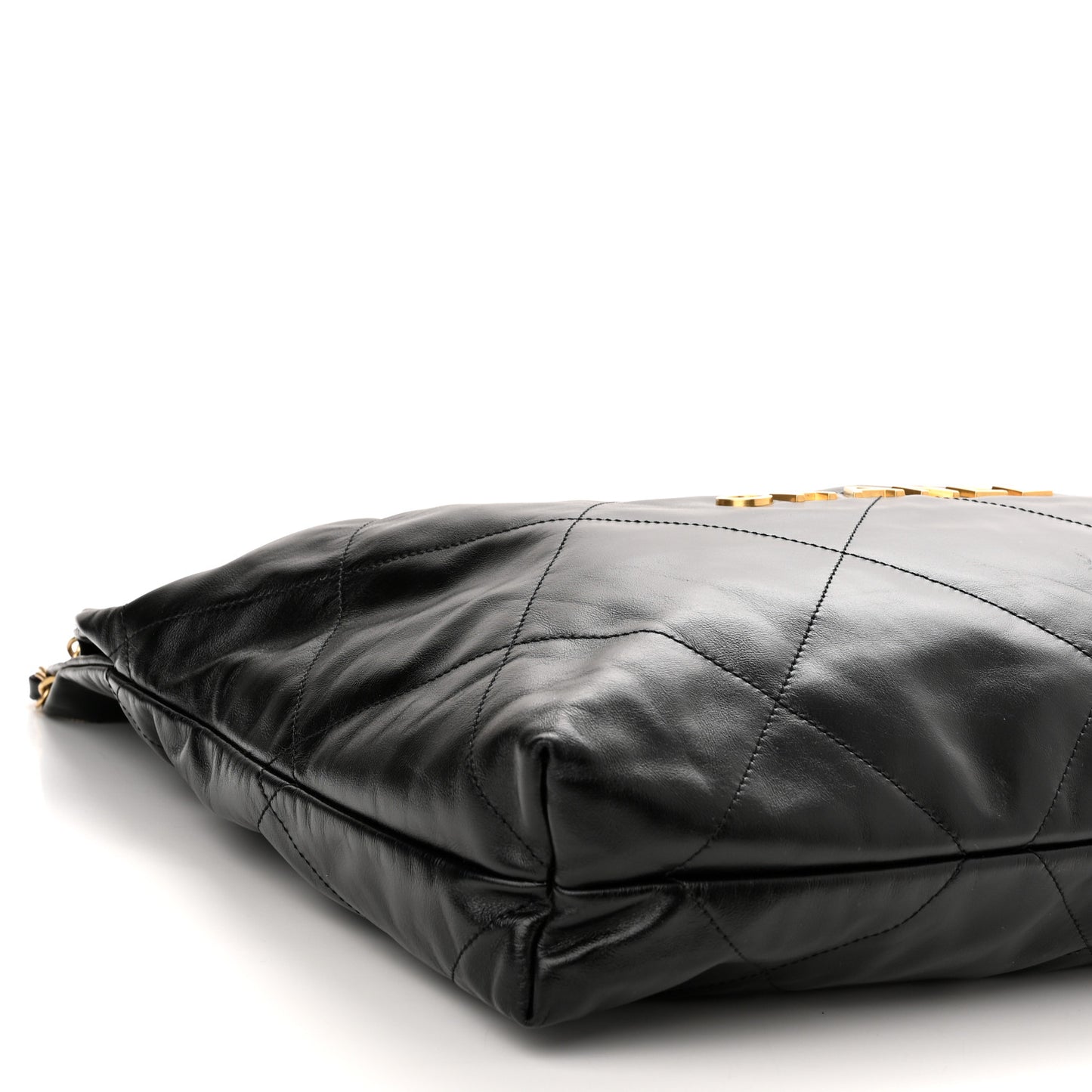 Shiny Calfskin Quilted Chanel 22 Black