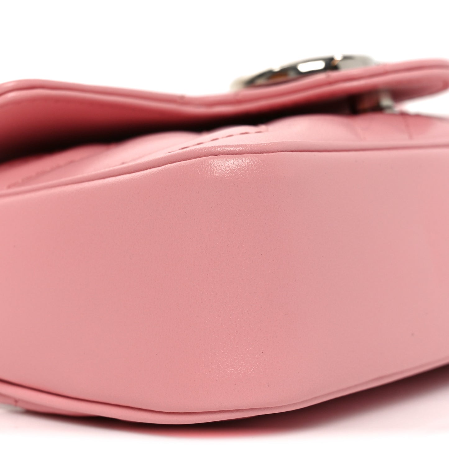 Calfskin Matelasse Super Mini GG Marmont Shoulder Bag Wild Rose
