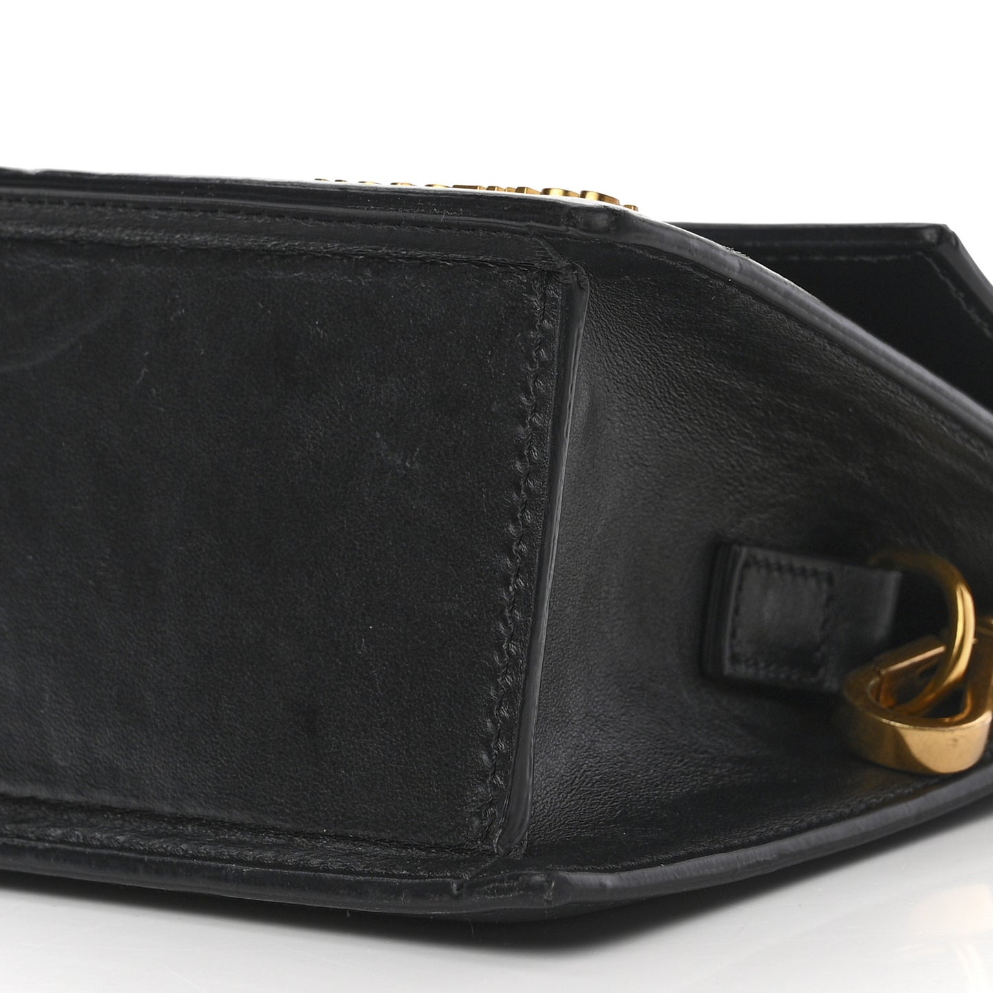 Smooth Calfskin Le Chiquito Moyen Black