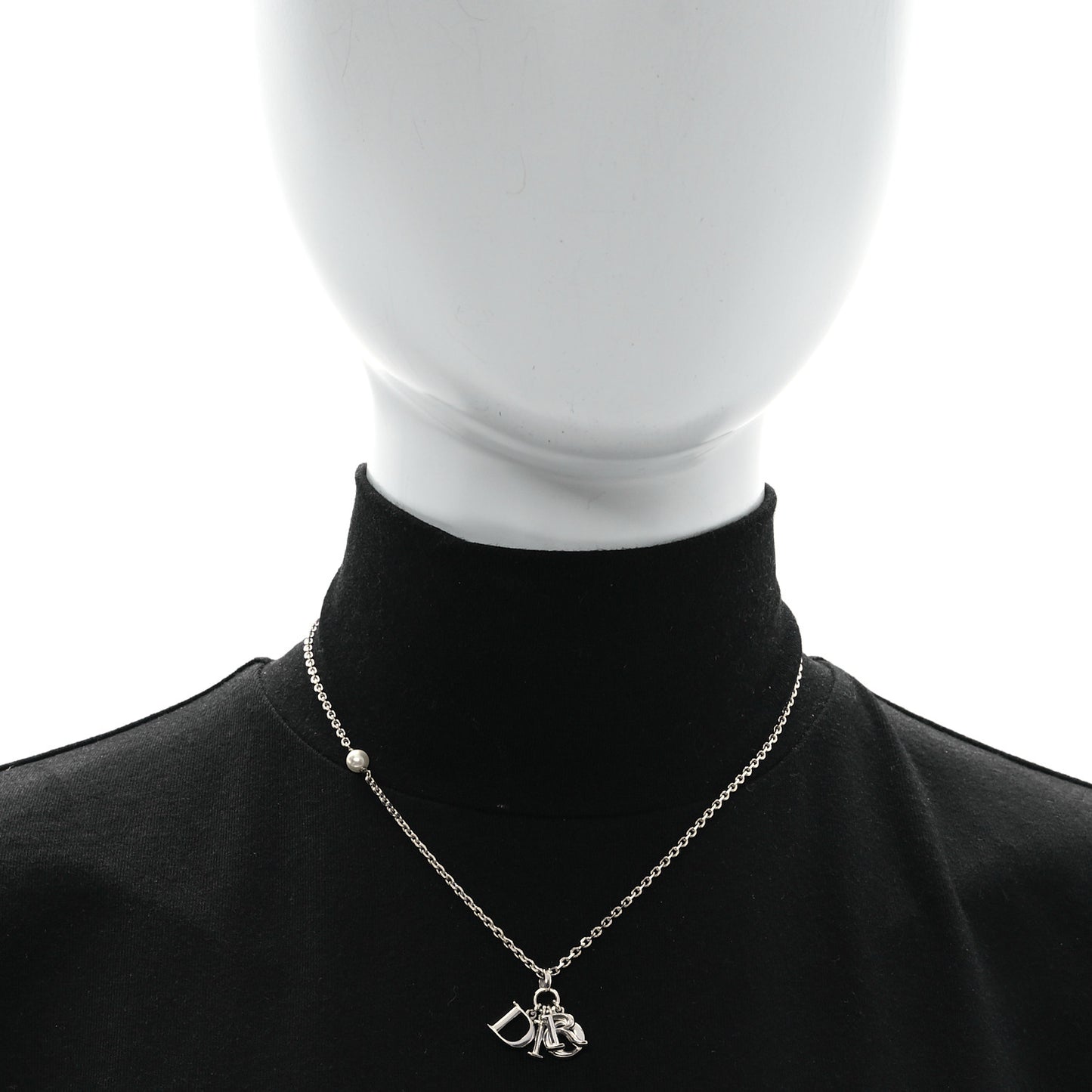 Pearl Logo Necklace Silver