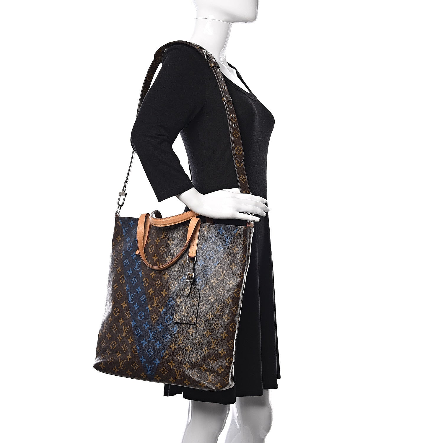 Louis Vuitton Monogram V Cabas Jour Blue 2 of 9