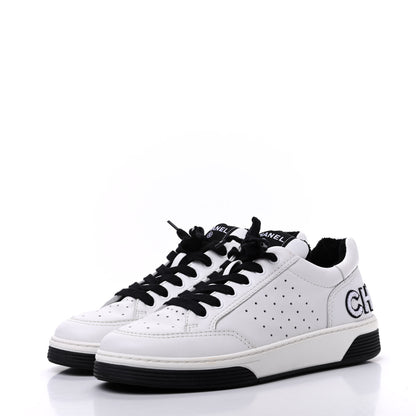 Chanel Calfskin Womens Logo Sneakers 40 White Black 3 of 9