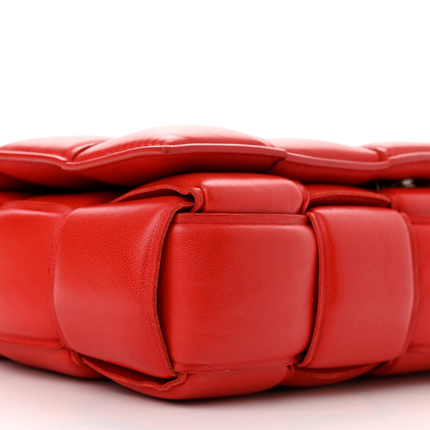 Lambskin Maxi Intreccio Padded Chain Cassette Crossbody Bag Nail Polish