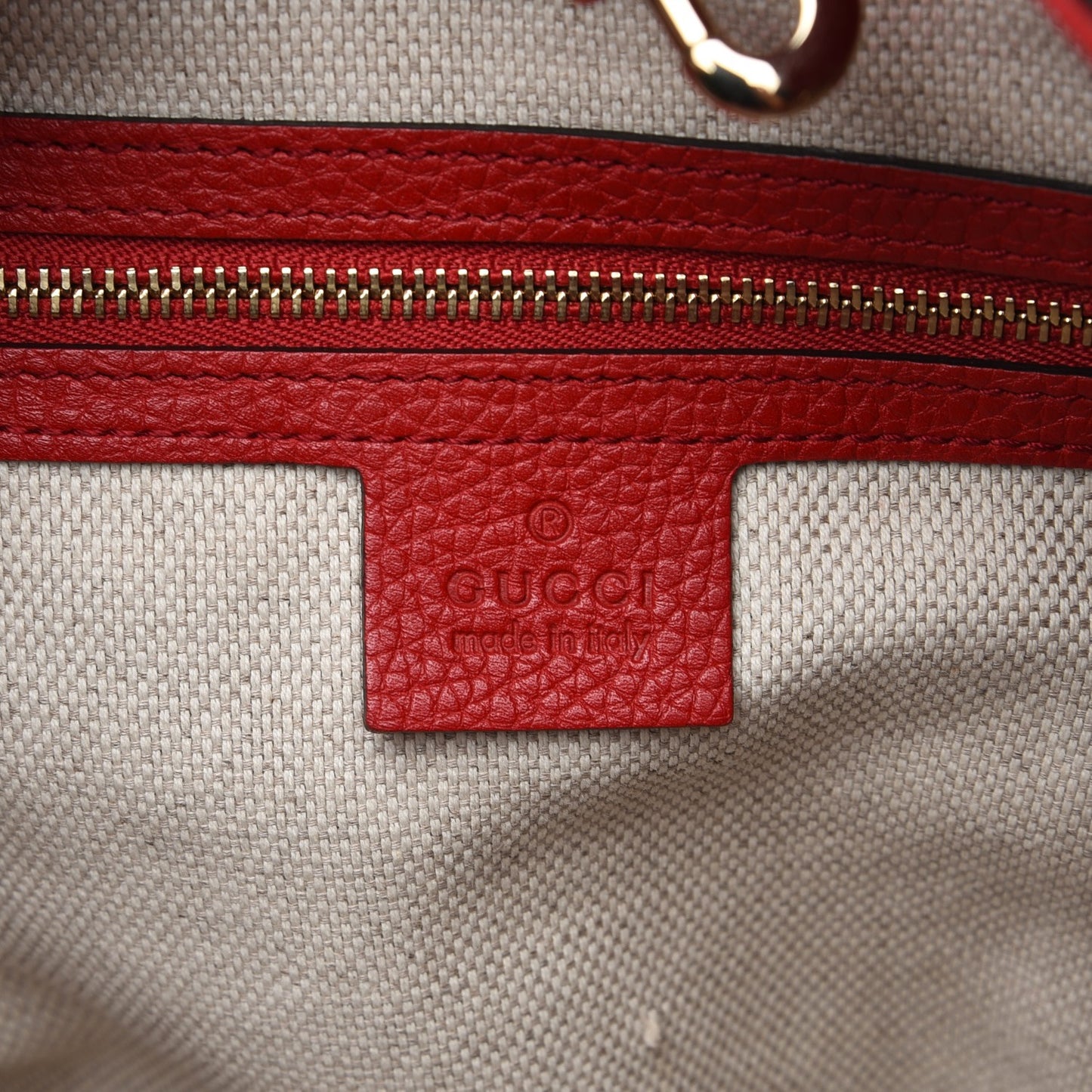 Pebbled Calfskin Medium Soho Chain Shoulder Bag Tabasco Red