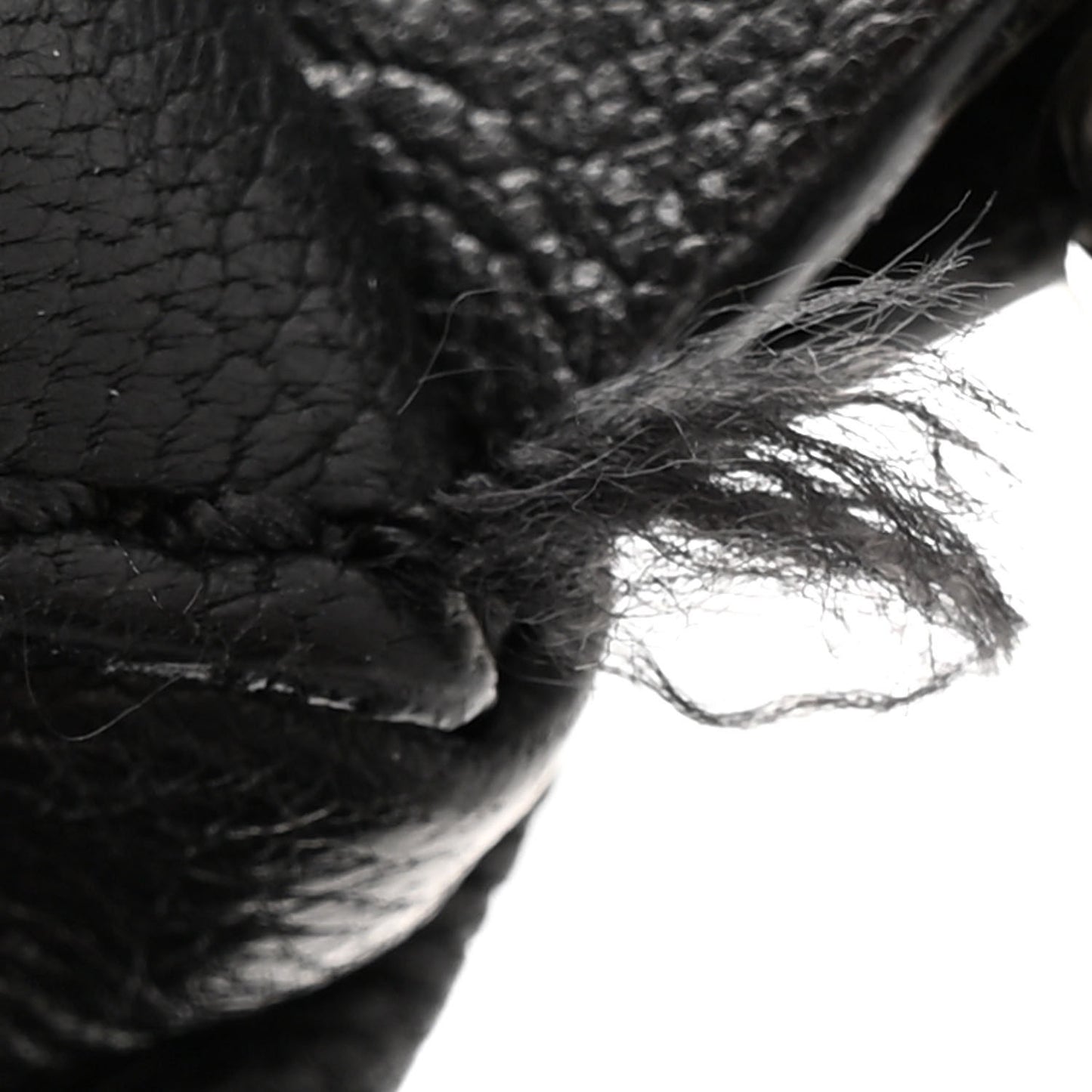 Waxy Grained Calfskin Medium Nightingale Black