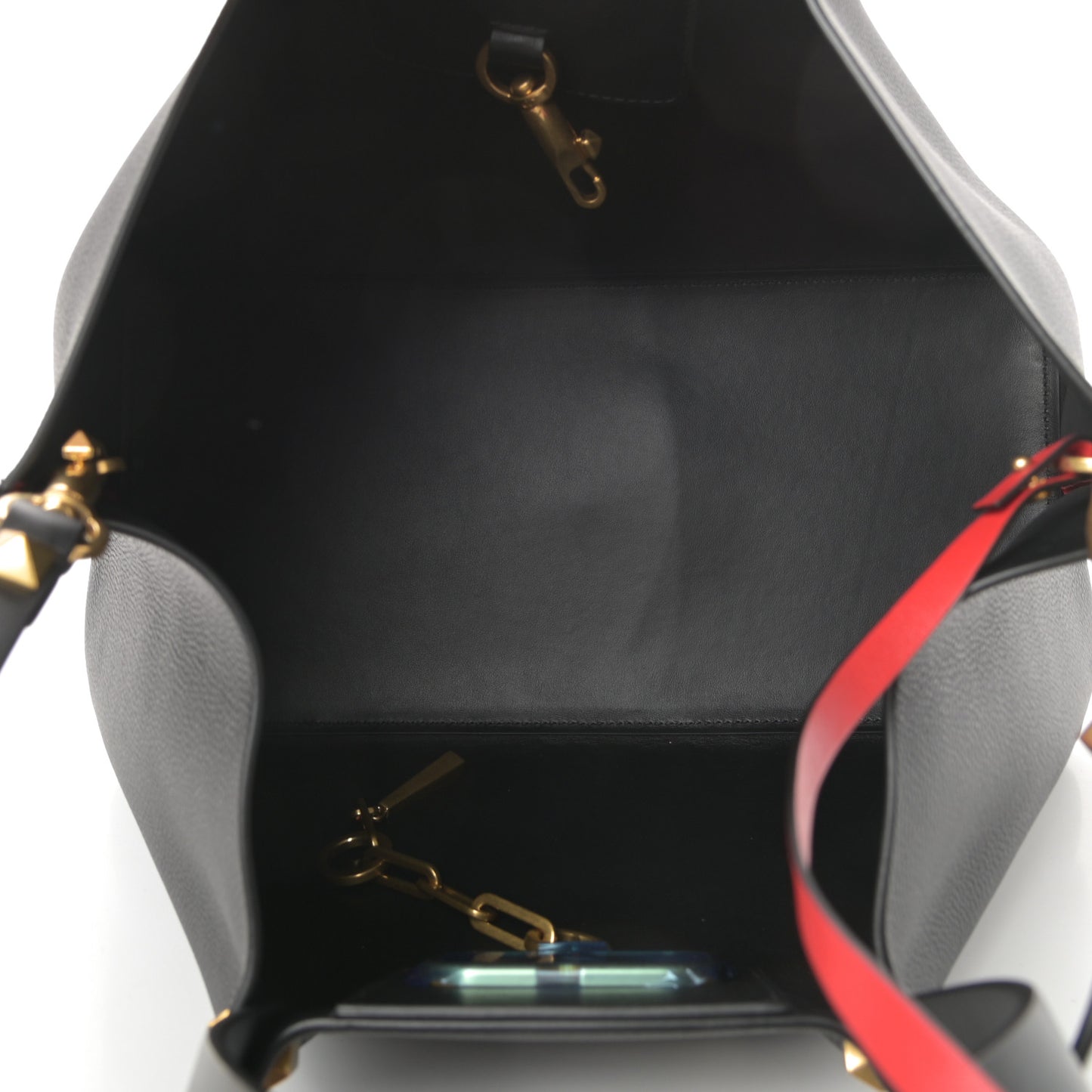 Grainy Calfskin Medium VLogo Escape Shopper Black