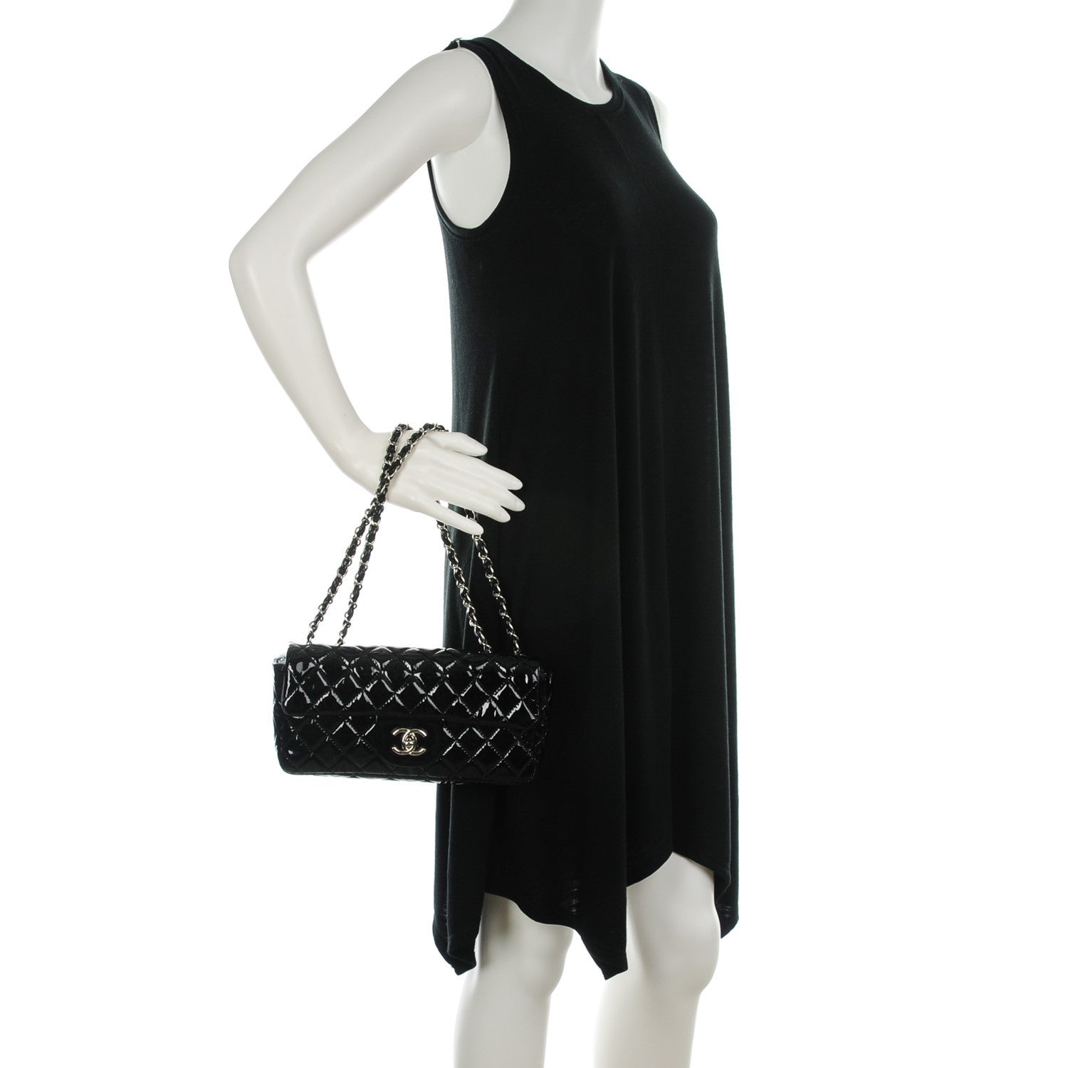 Chanel Patent Quilted East West Flap Black 2 of 8