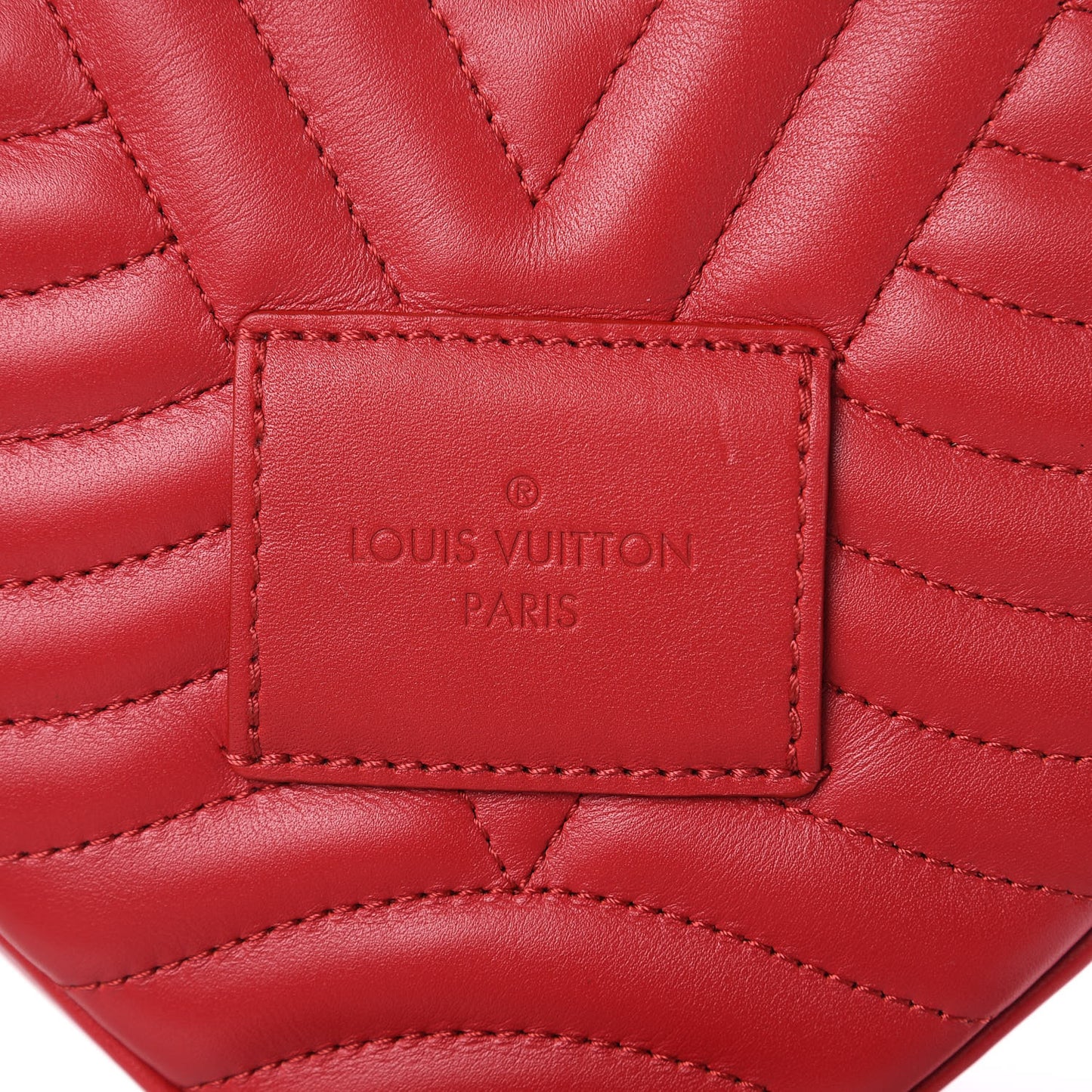 Calfskin Embellished New Wave Love Lock Heart Bag Ecarlate