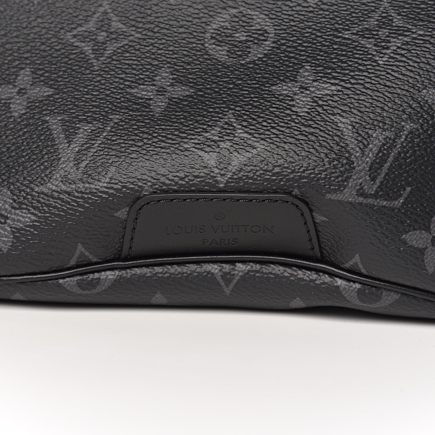Louis Vuitton Monogram Eclipse Discovery Bumbag 9 of 9