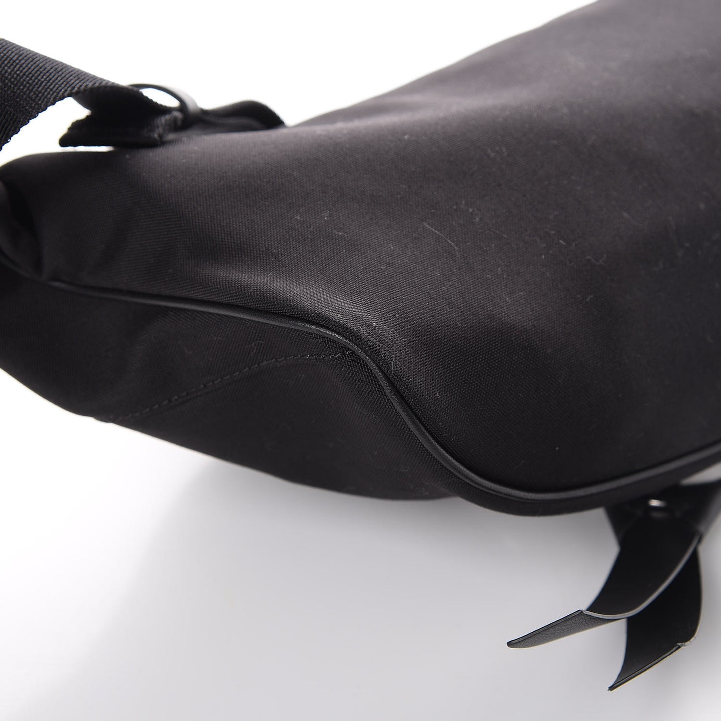 Nylon VRing Belt Bag Black