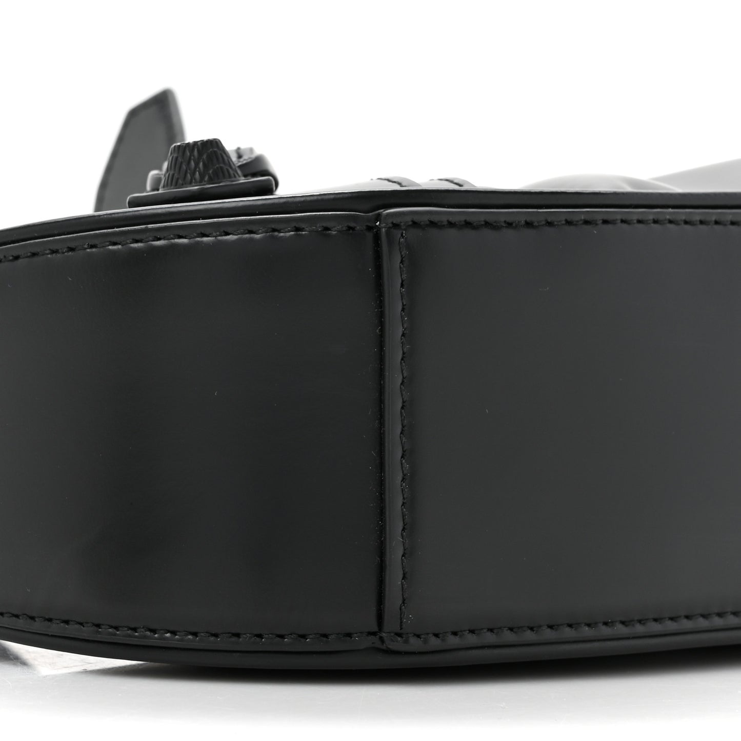 Smooth Calfskin Le Cagole Shoulder Bag XS Black