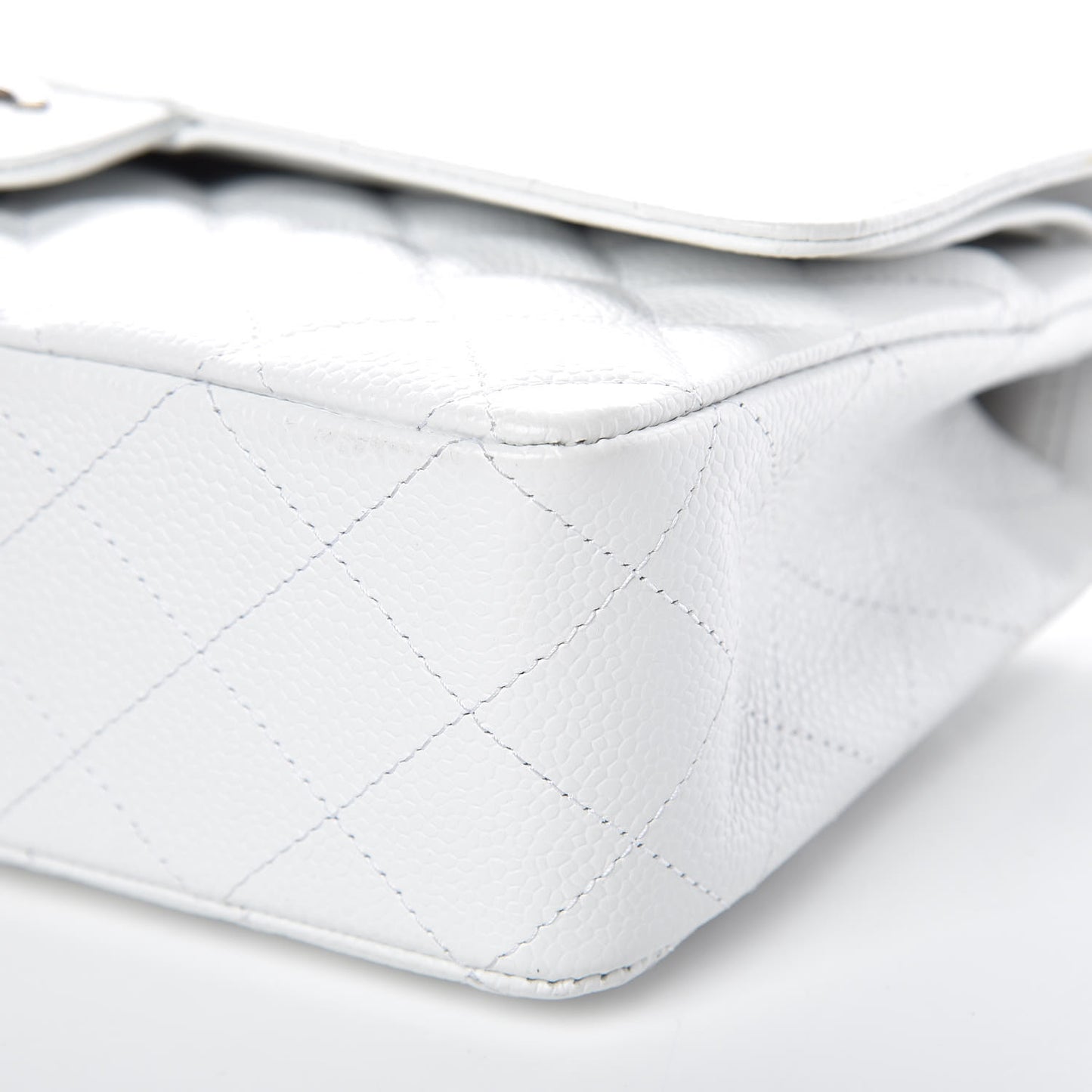 Caviar Quilted Medium Double Flap Bijoux Chain White