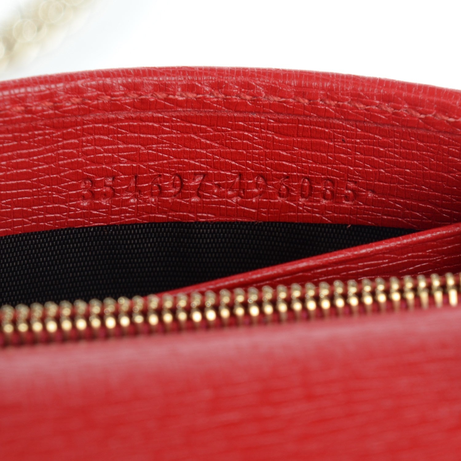 Gucci Textured Calfskin Medium Betty Chain Wallet Tabasco Red 7 of 7