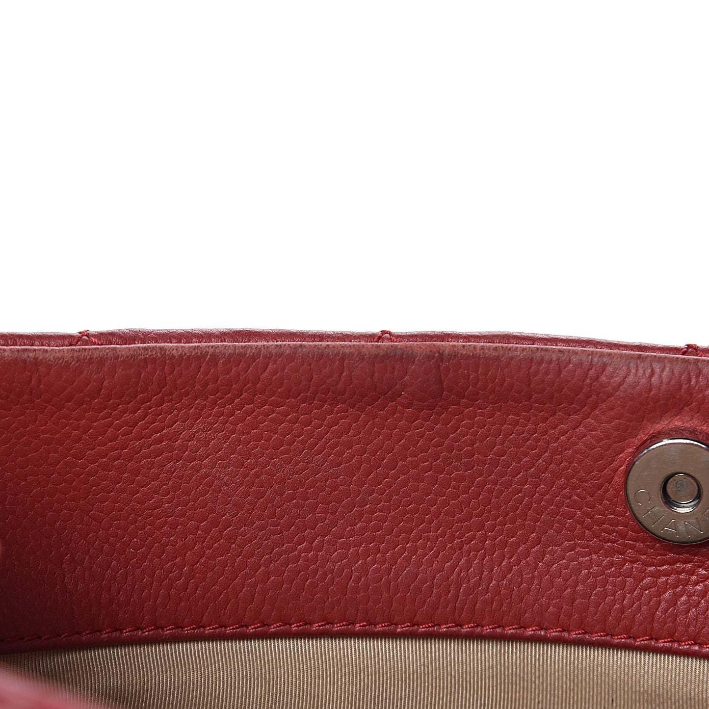 Caviar Quilted Expandable Zip Shoulder Bag Red