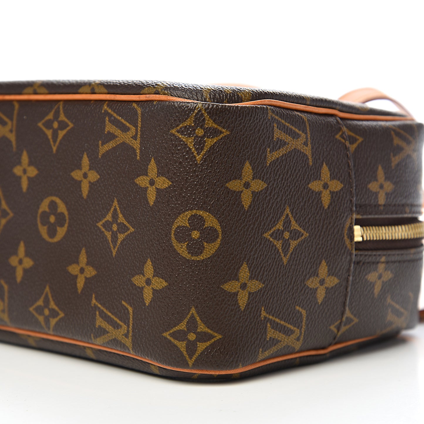 Monogram Cite MM