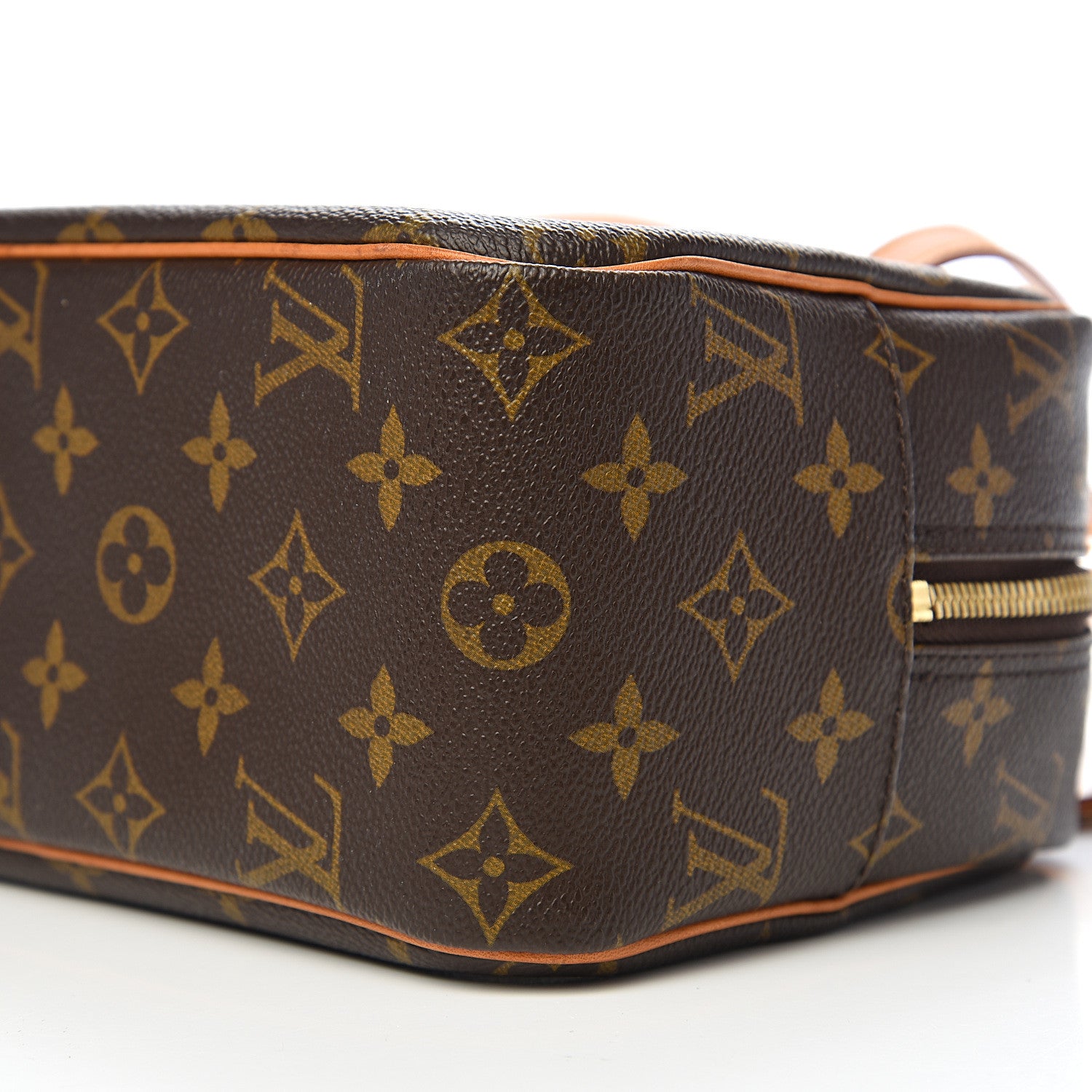 Louis Vuitton Monogram Cite MM 13 of 14