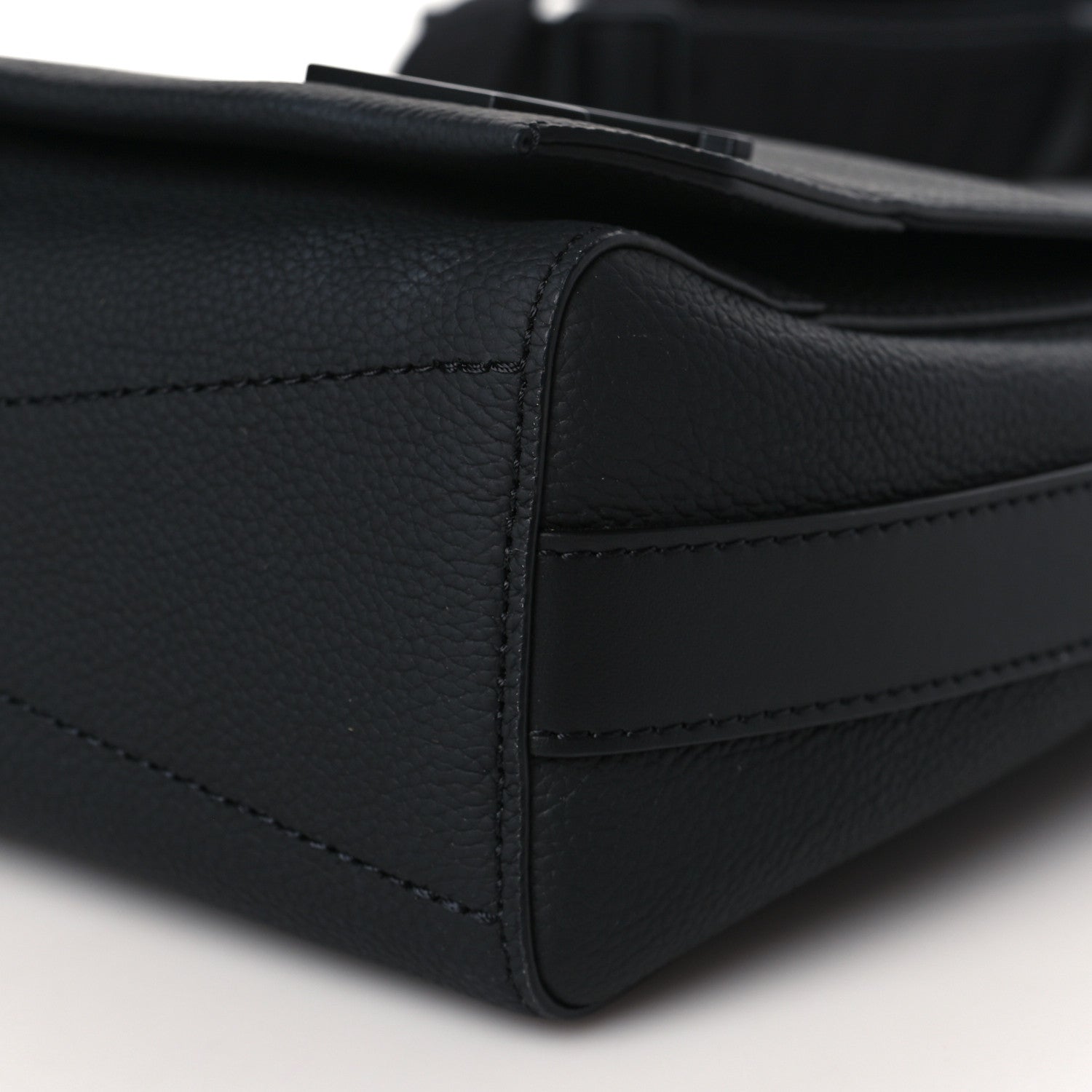 Louis Vuitton Calfskin Aerogram Messenger Black 8 of 8