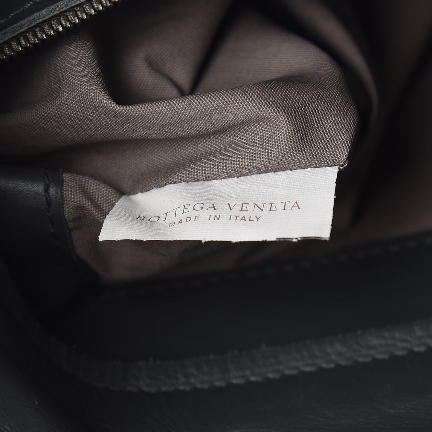 Nappa Intrecciato Messenger Bag Ferro Gray