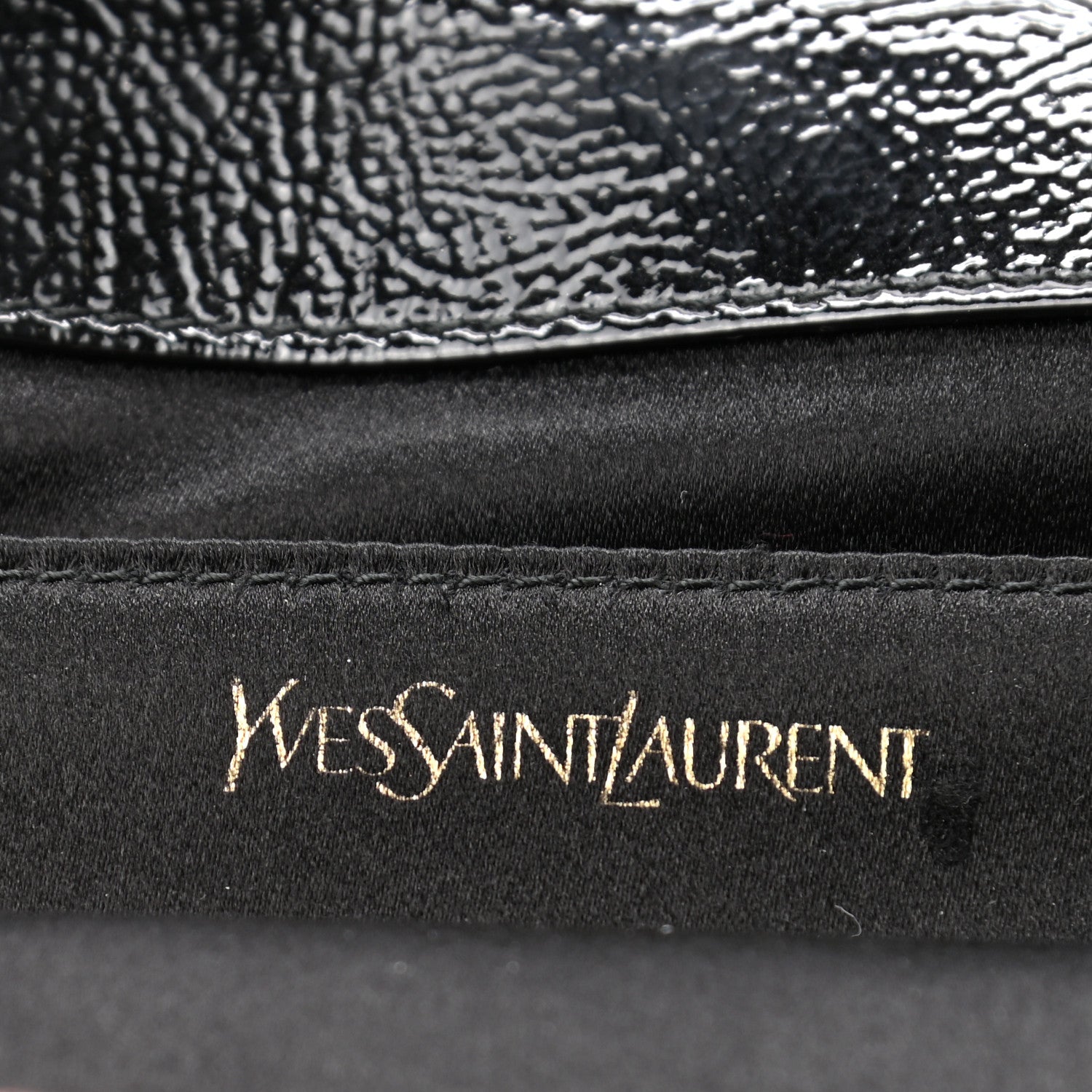 Saint Laurent Textured Patent Monogram Large Belle De Jour Clutch Black 6 of 7