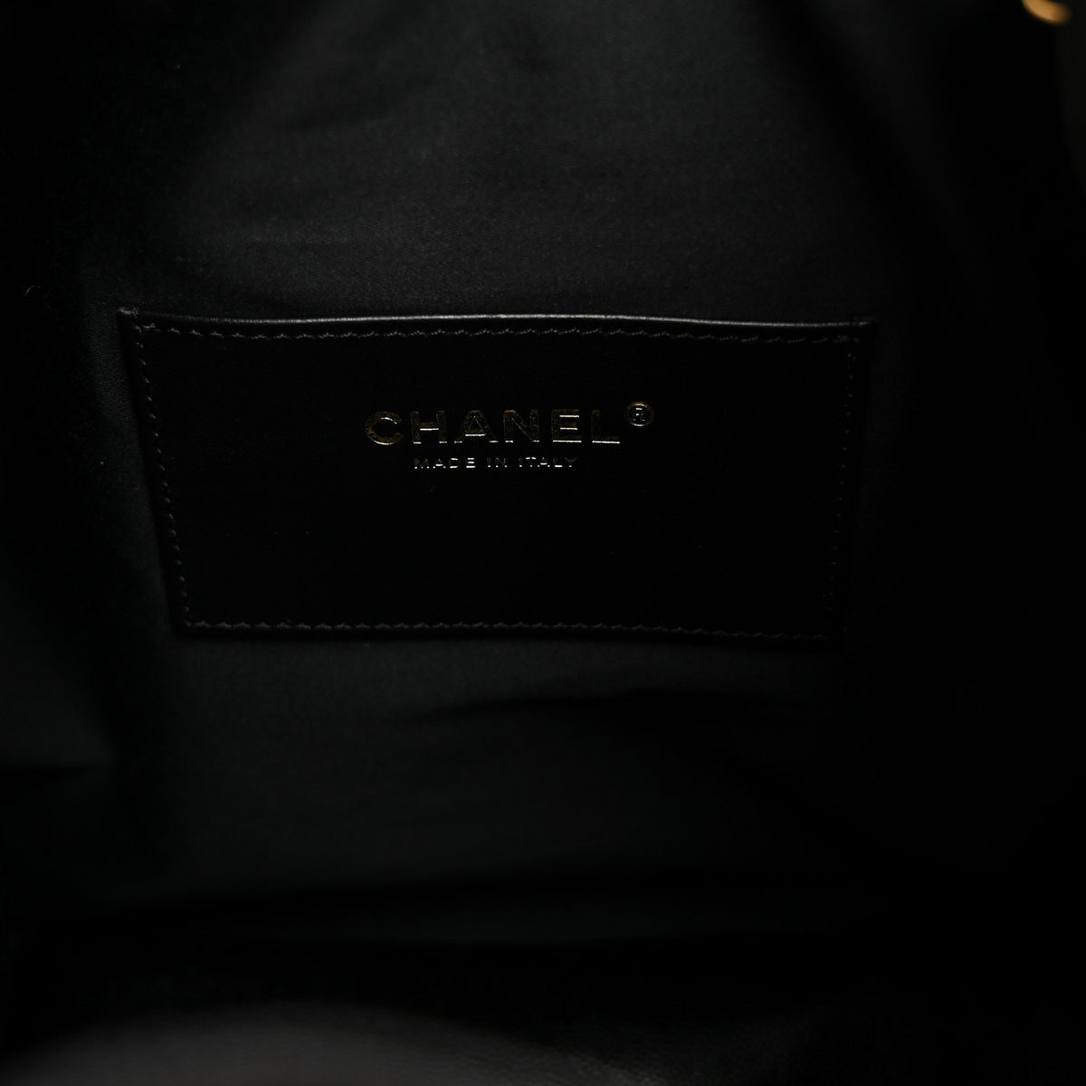 Caviar Quilted Medium Chanel 25 Handbag Black