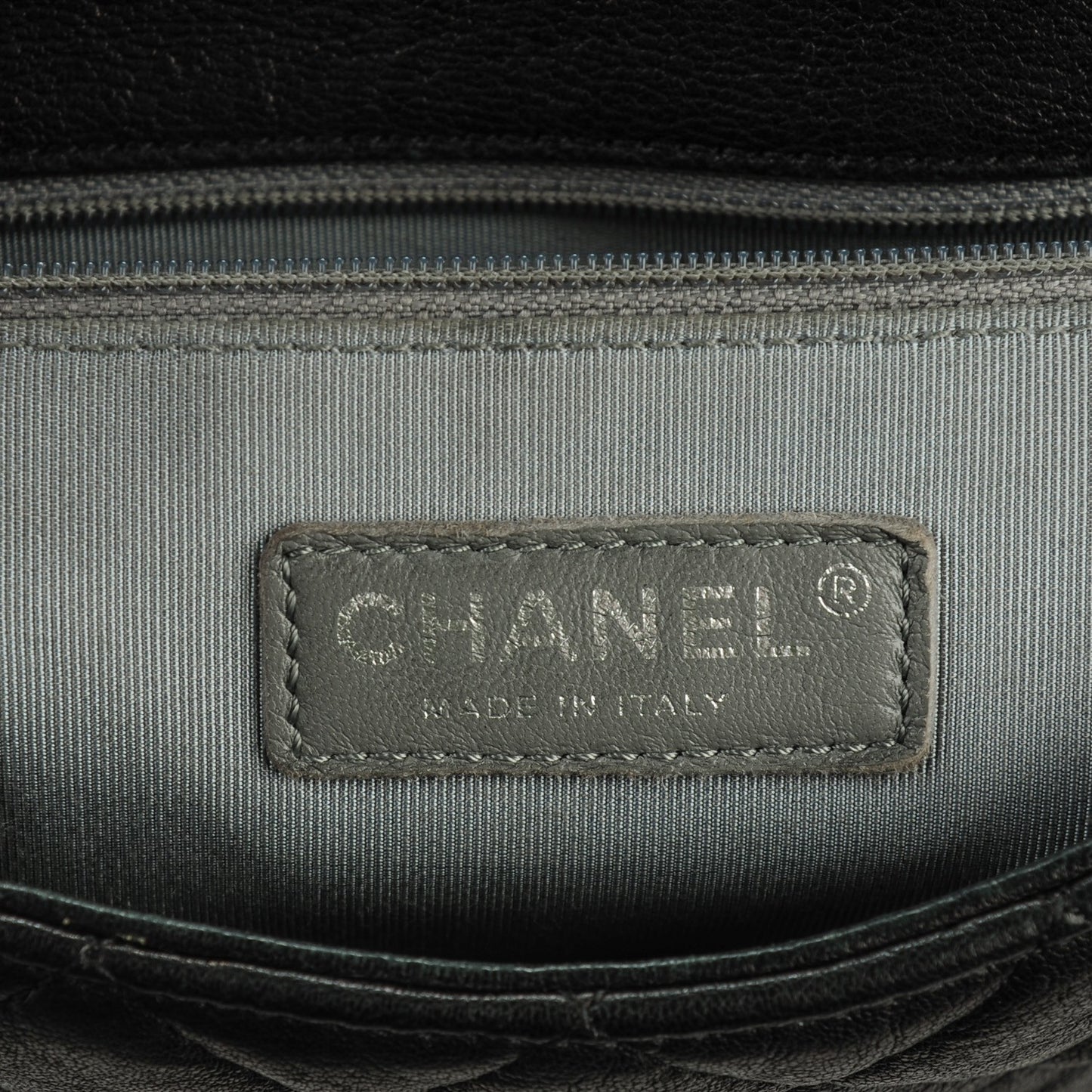 Crumpled Lambskin Quilted Maxi Chain Around Flap Black