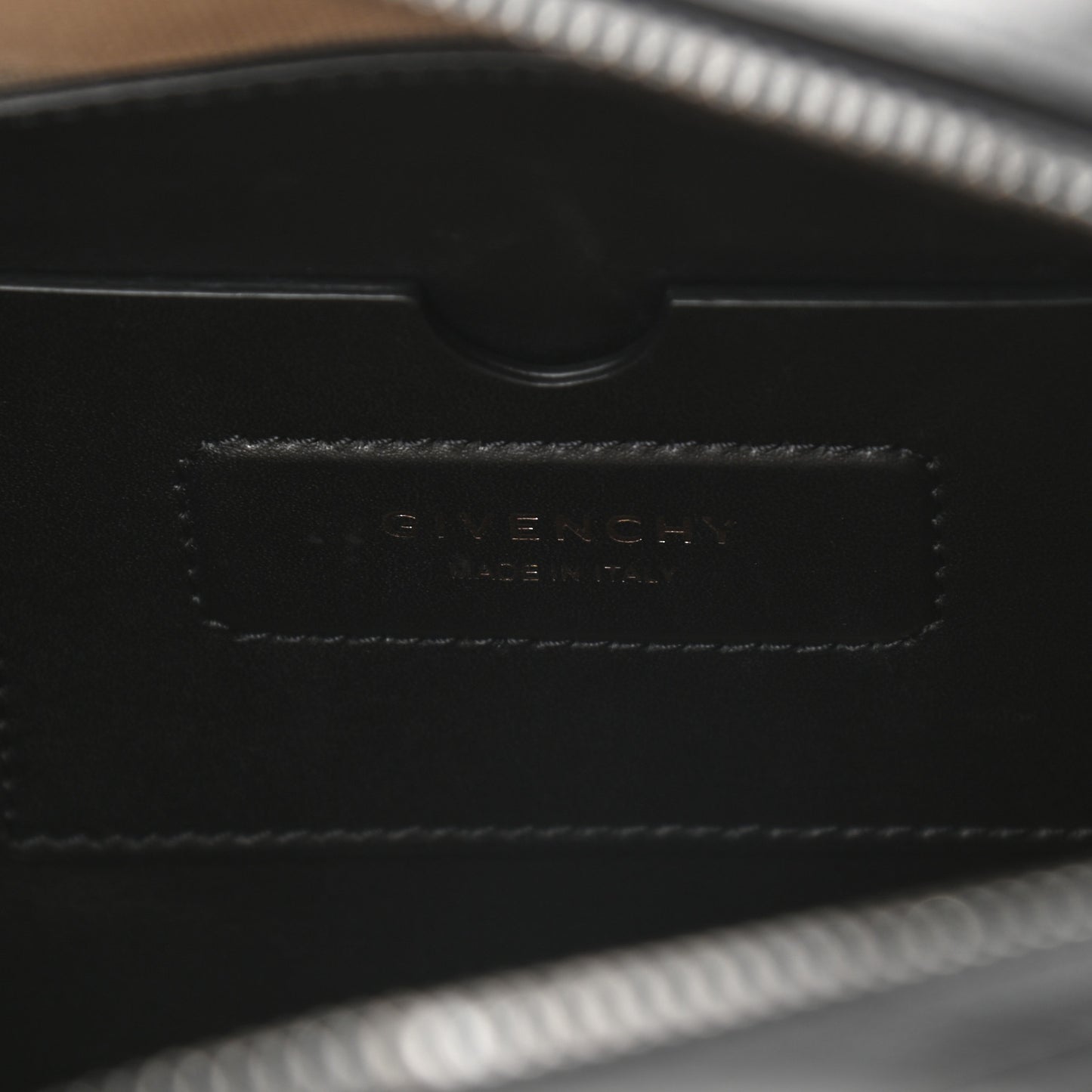 Smooth Calfskin Small Soft Antigona Black