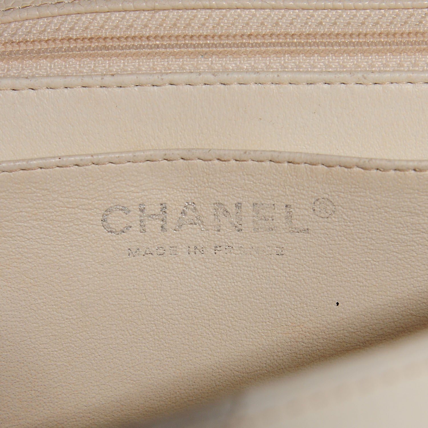 Chanel Caviar Quilted Jumbo Single Flap White 6 of 8