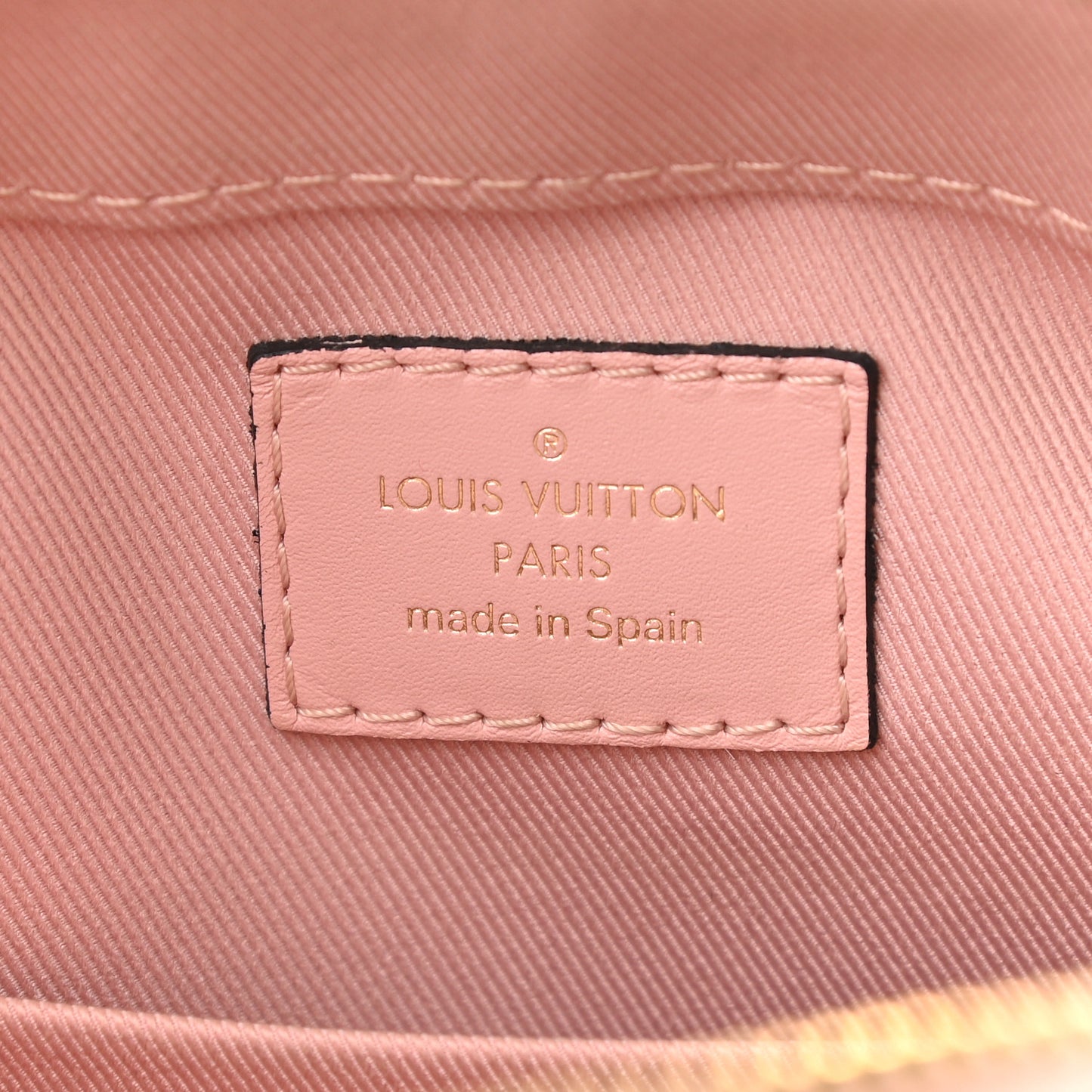 Monogram Saintonge Rose Poudre