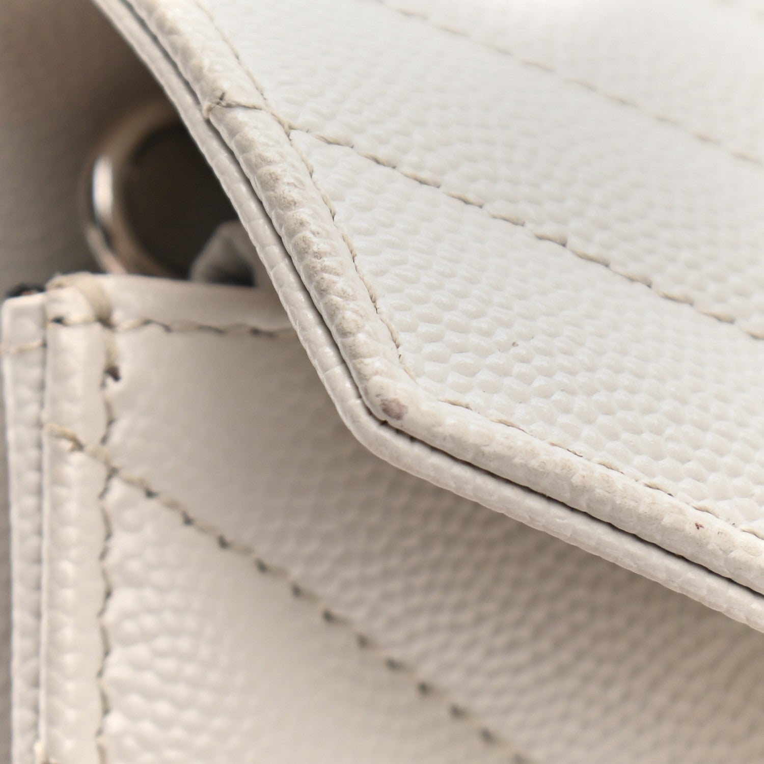 Saint Laurent Grain De Poudre Matelasse Chevron Monogram Envelope Chain Wallet Optical White 14 of 16