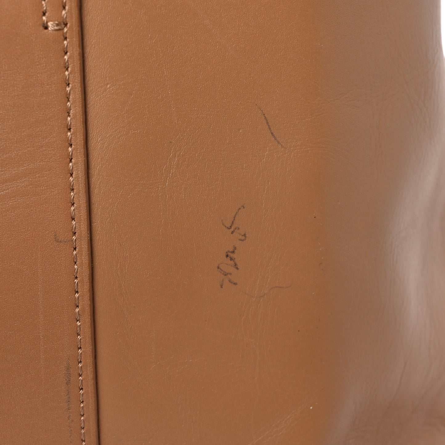 Calfskin 31 Hour Bag Nude
