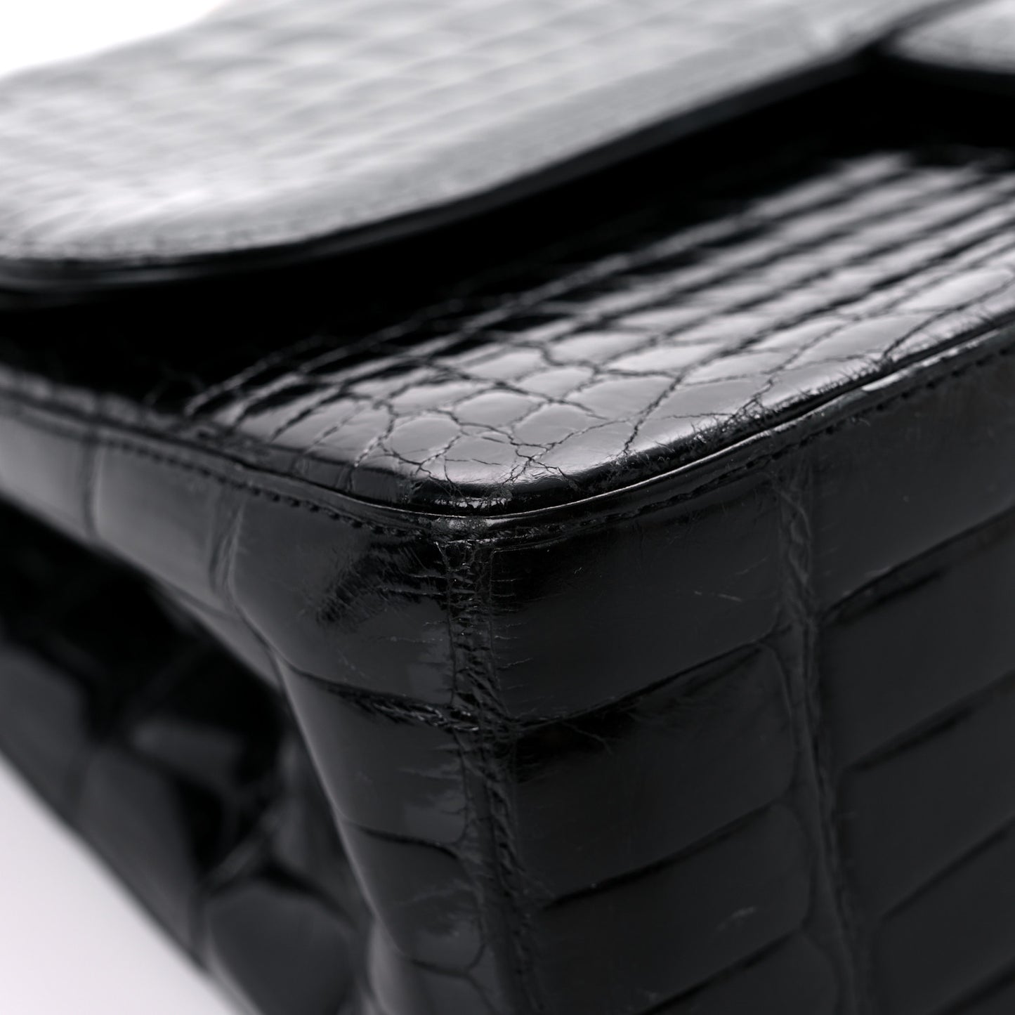 Alligator Jumbo Double Flap Black