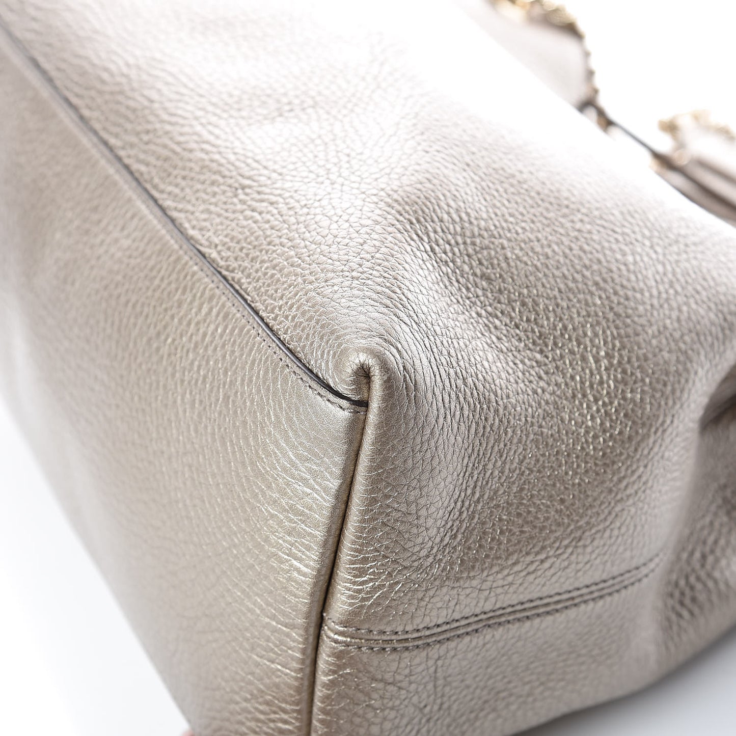 Metallic Pebbled Calfskin Medium Soho Chain Shoulder Bag Golden Beige