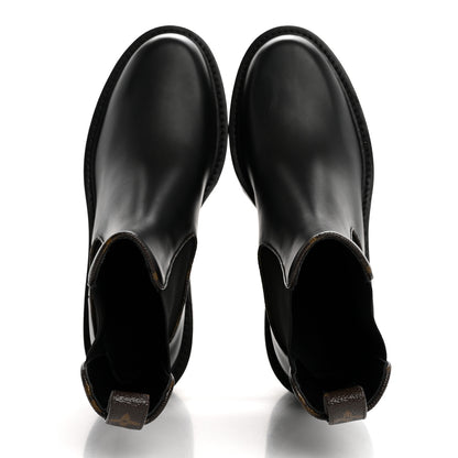 Louis Vuitton Calfskin Monogram Beaubourg Ankle Boots 39 Black 2 of 13