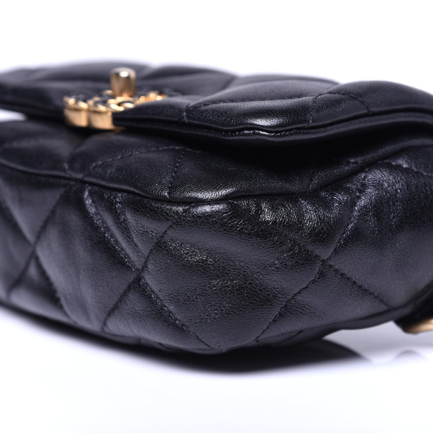 Lambskin Quilted 19 Waist Bag Black