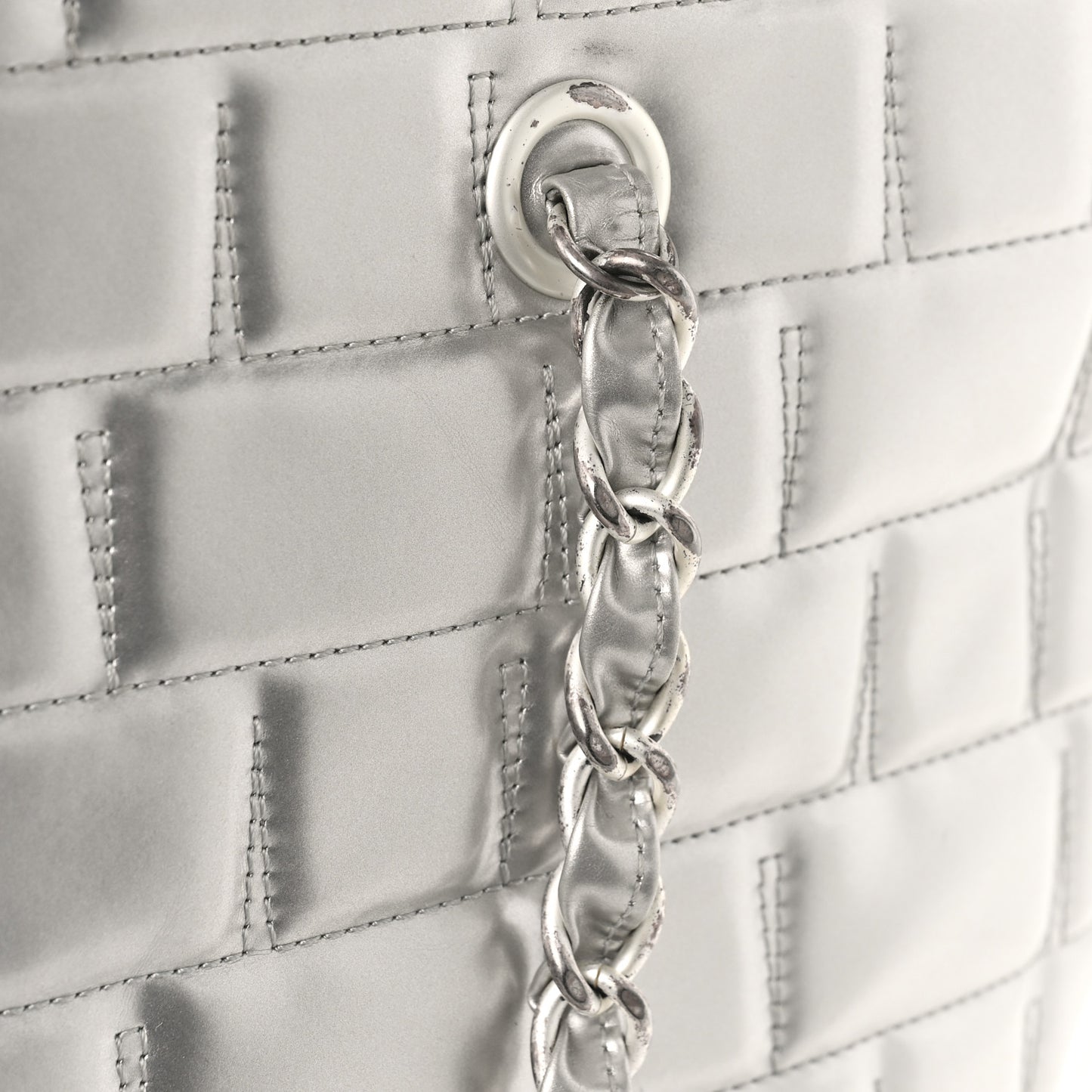 Vinyl Quilted Frozen Shopping Tote Silver