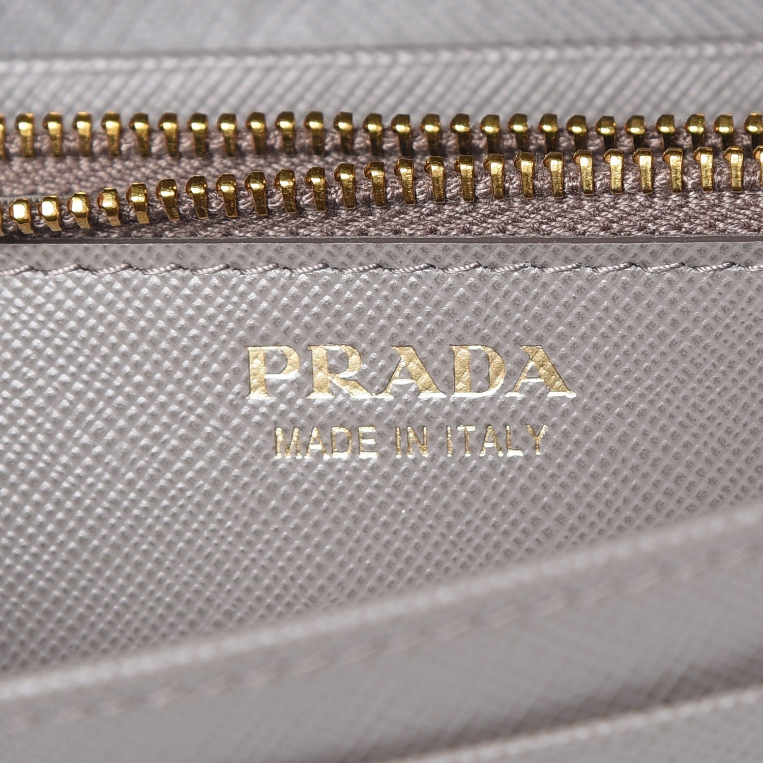 Prada Saffiano Metal Oro Chain Wallet Argilla 6 of 7