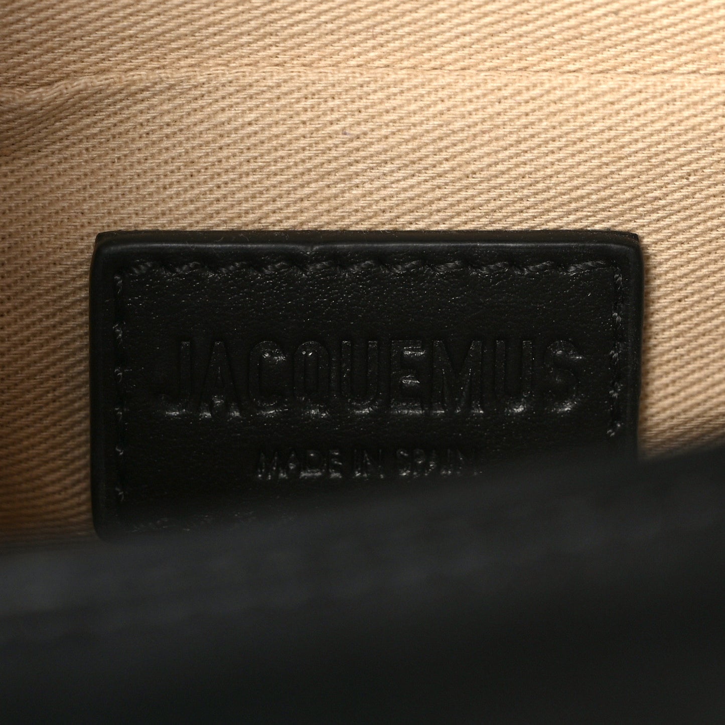 Smooth Calfskin Le Chiquito Noeud Black
