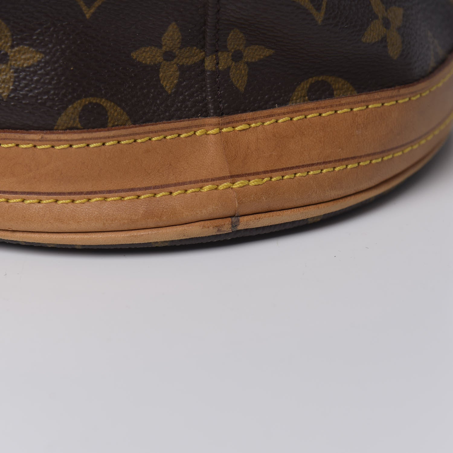 Louis Vuitton Monogram Bucket 27 12 of 22
