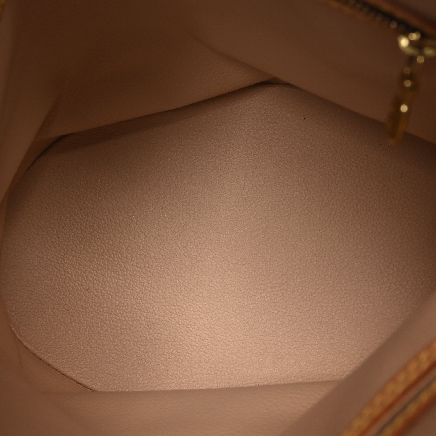 Louis Vuitton Monogram Petit Bucket 23 6 of 11