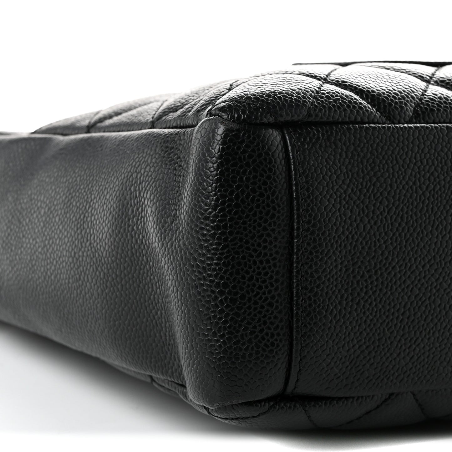 Caviar Quilted Petit Shopping Tote PST Black
