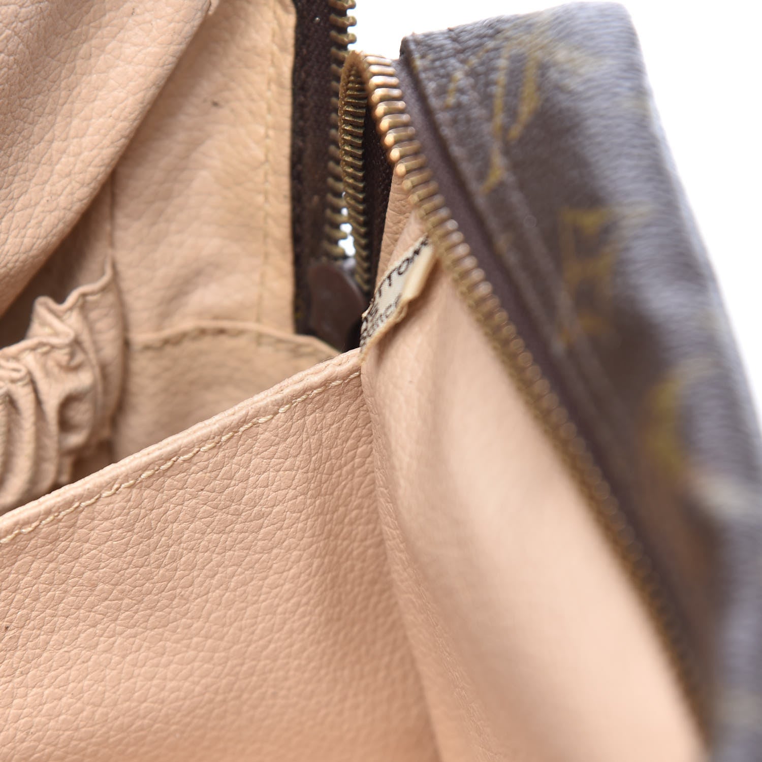 Louis Vuitton Monogram Trousse Toilette 28 9 of 13